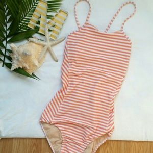 EUC Albion The Weekender Peach Keen One piece med